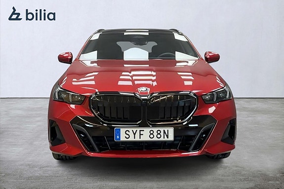 BMW 530e 8 of 18