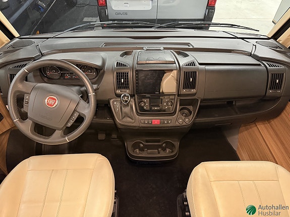 Eura Mobil INTEGRA 890 QB 2 of 9