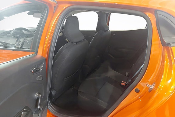 Renault Clio 7 of 10