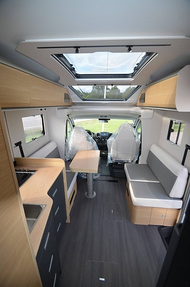 Adria Coral 670 DL 60Y - Fiat MultiJet3 140HP (103kW) HD 35L 15 of 17
