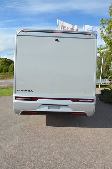 Adria Coral 670 DL 60Y - Fiat MultiJet3 140HP (103kW) HD 35L 4 of 17