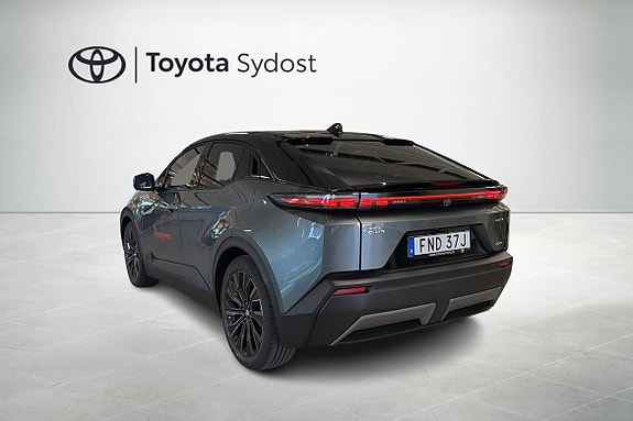 Toyota C-HR+ 3 of 18