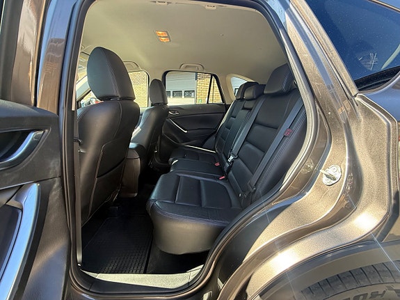 Mazda CX-5 10 of 18
