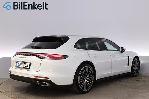 Porsche Panamera 4 3 of 5
