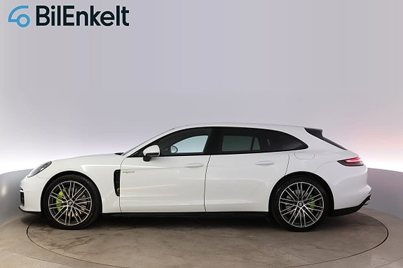 Porsche Panamera 4 5 of 5