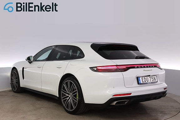 Porsche Panamera 4 4 of 5