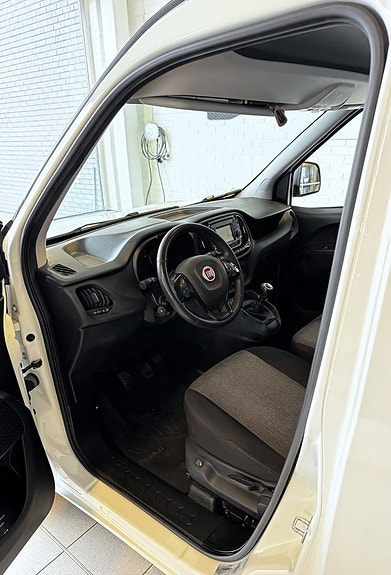 Fiat Doblo 12 of 14