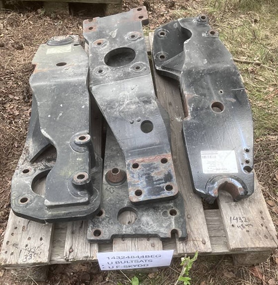 LASTARFÄSTE FUNDAMENT