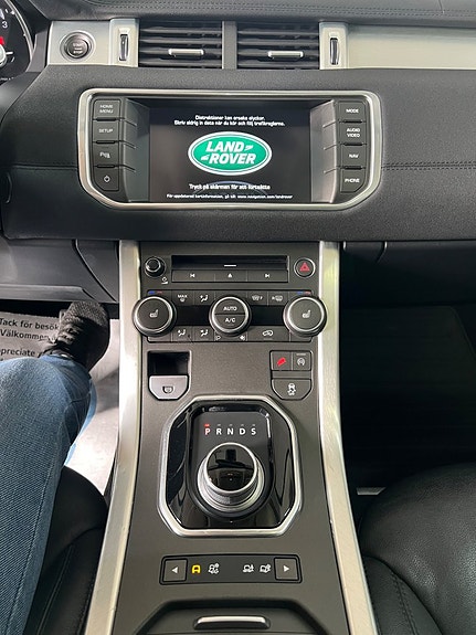 Land Rover Range Rover Evoque 15 of 16