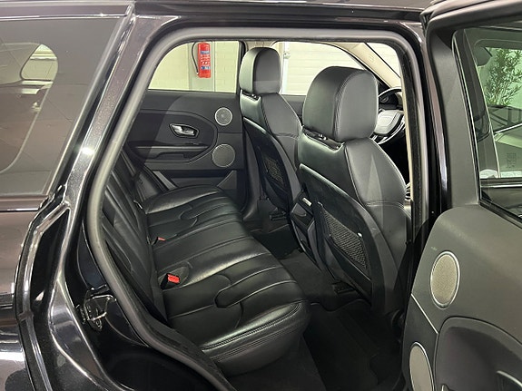 Land Rover Range Rover Evoque 10 of 16