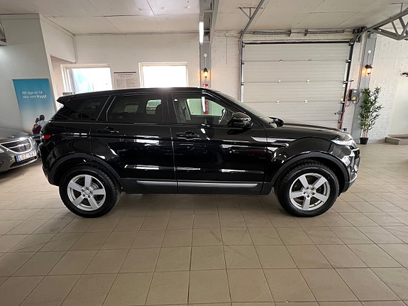 Land Rover Range Rover Evoque 8 of 16