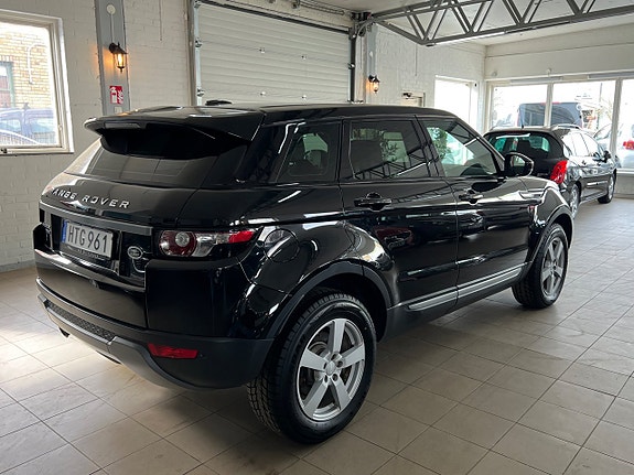 Land Rover Range Rover Evoque 7 of 16