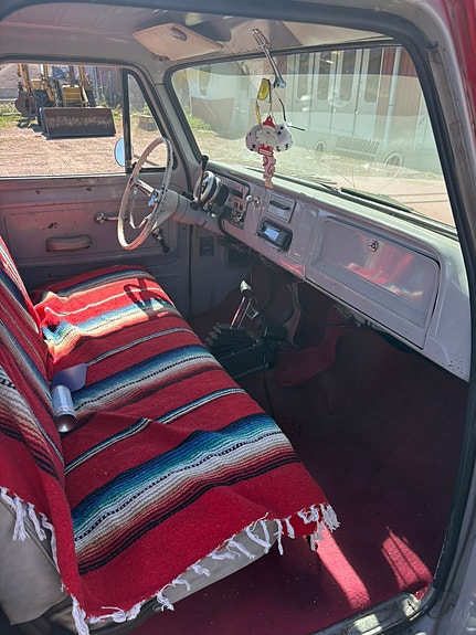 Chevrolet Regular Cab 5 of 7