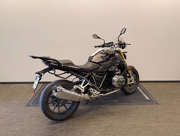 BMW R1200R 7 of 8