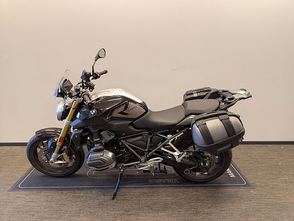 BMW R1200R 4 of 5