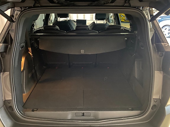 Peugeot 5008 5 of 5