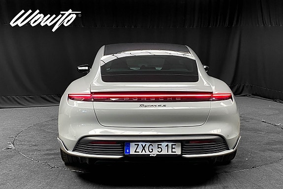 Porsche Taycan 4S 6 of 23