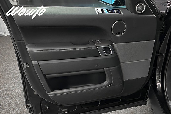 Land Rover Range Rover Sport 9 of 21