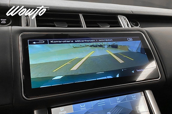 Land Rover Range Rover Sport 17 of 21
