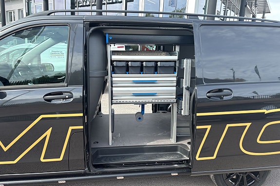 Mercedes-Benz Vito 119 3 of 5