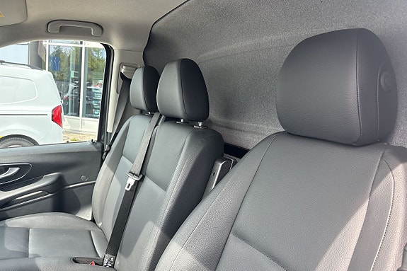 Mercedes-Benz Vito 119 9 of 16