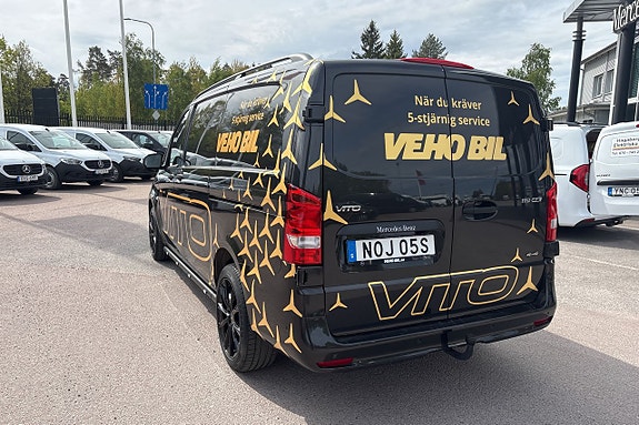 Mercedes-Benz Vito 119 2 of 5