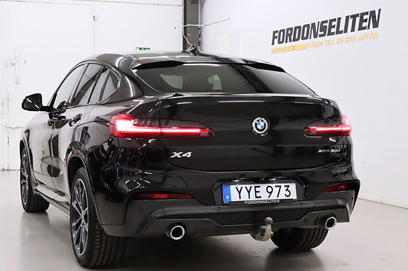 BMW X4 8 of 30