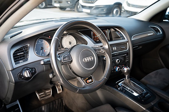 Audi S4 7 of 21