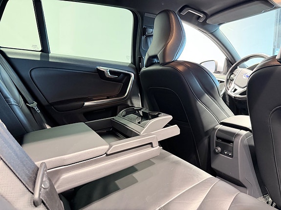 Volvo V60 10 of 17