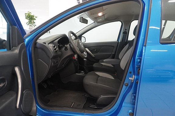 Dacia Sandero Stepway 2 of 5