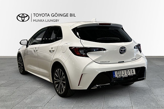 Toyota Corolla 3 of 11