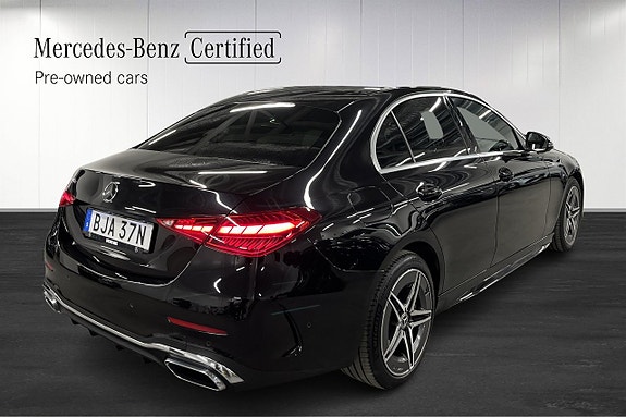Mercedes-Benz C300 e 3 of 5