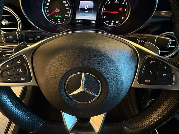 Mercedes-Benz GLC250 d 26 of 30