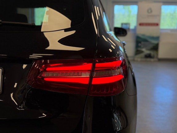 Mercedes-Benz GLC250 d 14 of 30