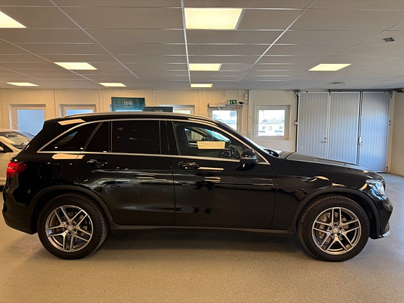 Mercedes-Benz GLC250 d 11 of 30