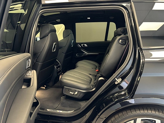 BMW X7 13 of 28