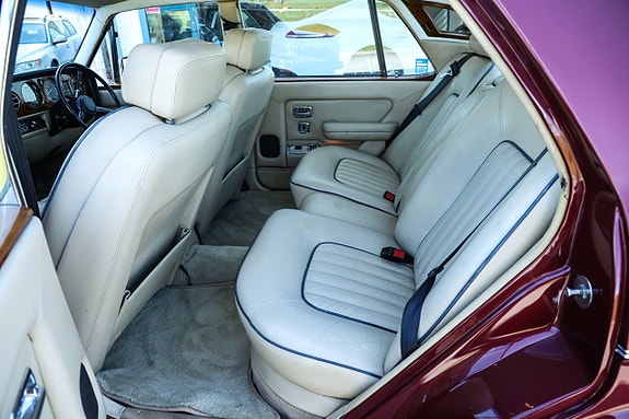 Rolls Royce Silver Spirit 6 of 10