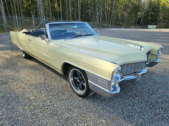 Cadillac Deville
