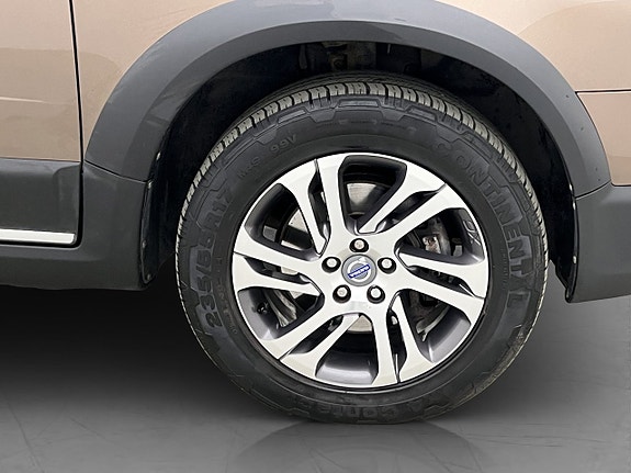 Volvo XC70 27 of 30