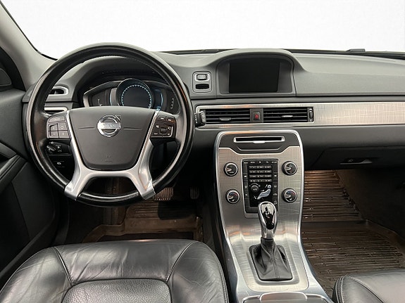 Volvo XC70 13 of 30