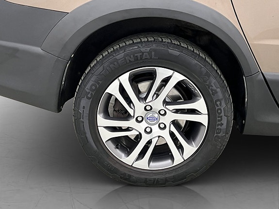 Volvo XC70 26 of 30