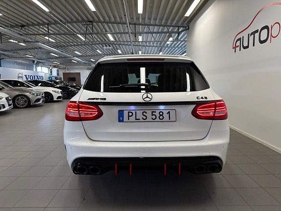 Mercedes-Benz C43 9 of 21