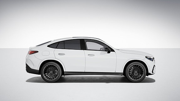 Mercedes-Benz GLC300 de 2 of 5
