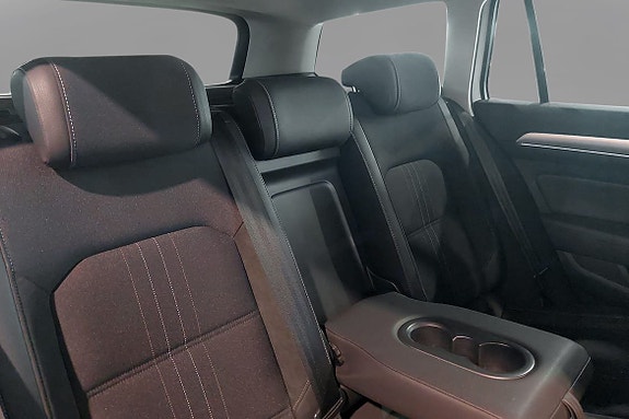 Volkswagen Passat Alltrack 10 of 10