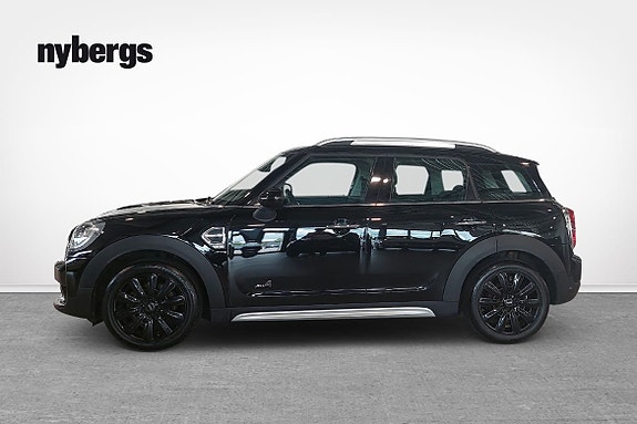 MINI Countryman C 2 of 5