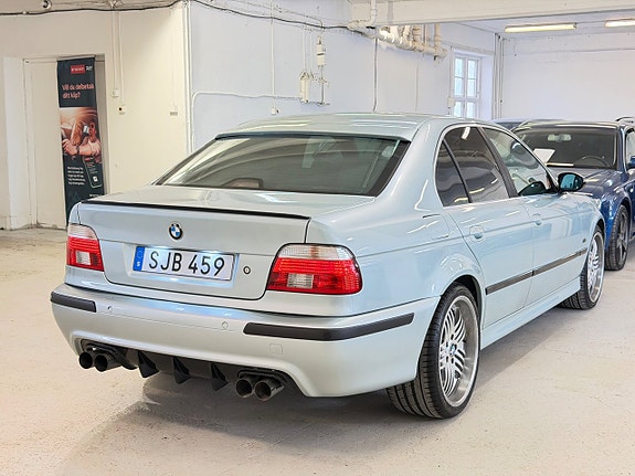 BMW 530i 5 of 5