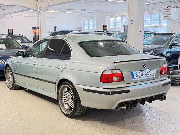 BMW 530i 6 of 17