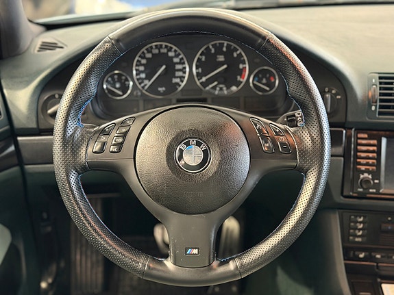 BMW 530i 13 of 17