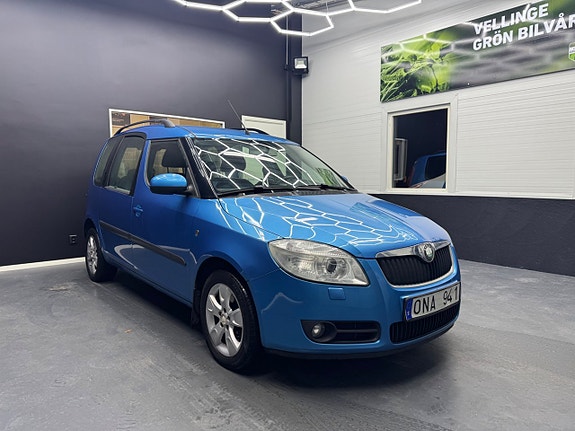 Skoda Roomster 2 of 5