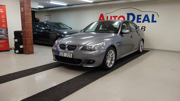 BMW 523i